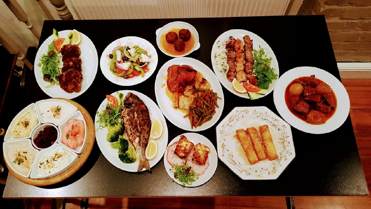 Lefteris Greek Taverna Photos 2